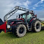 Valtra Q285 in het land